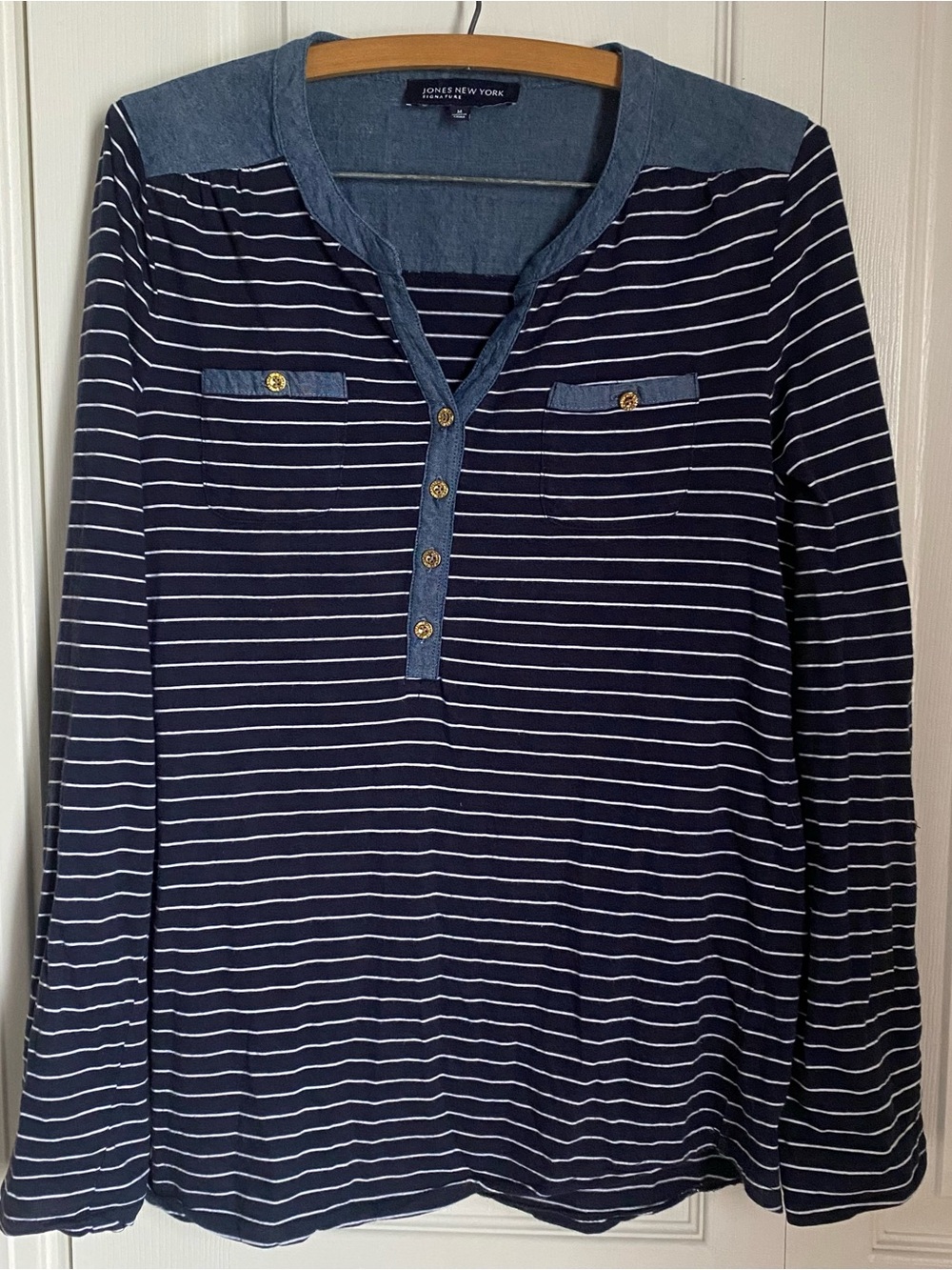 Jones New York Navy White Striped Chambray Henley Lightweight M Nautical Preppy